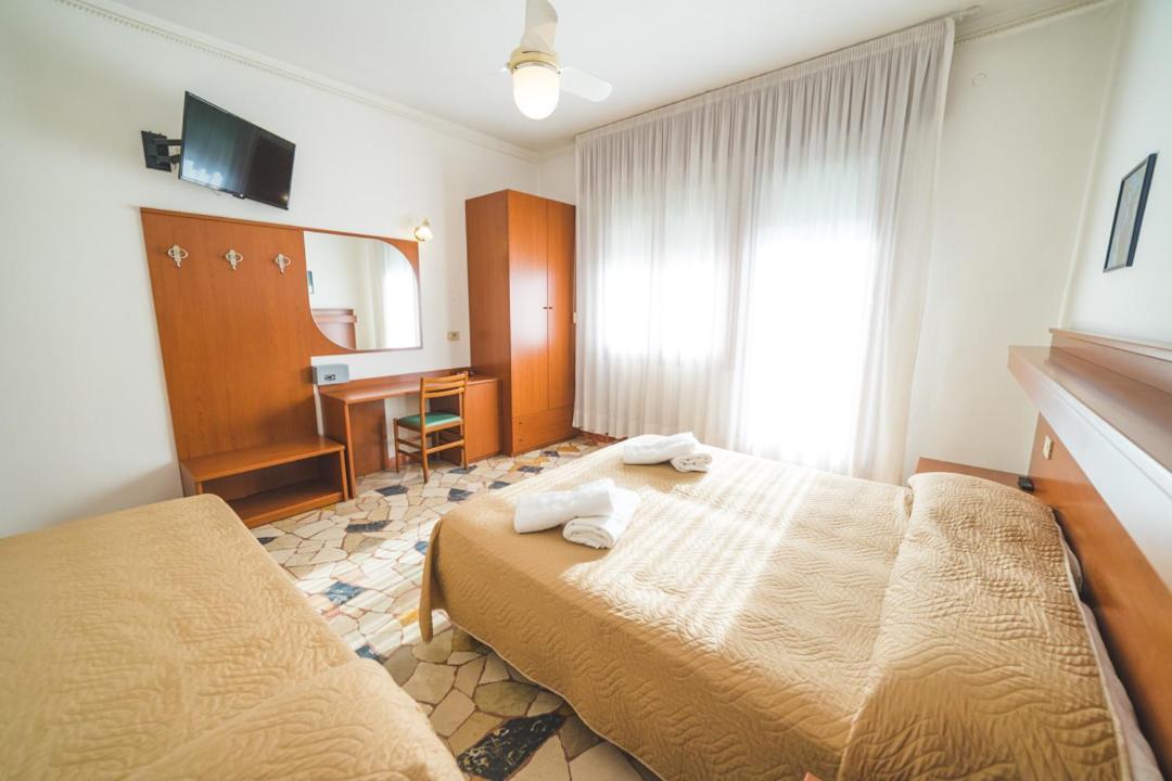 Hotel Grand Prix ซอตโตมารีนา ภายนอก รูปภาพ